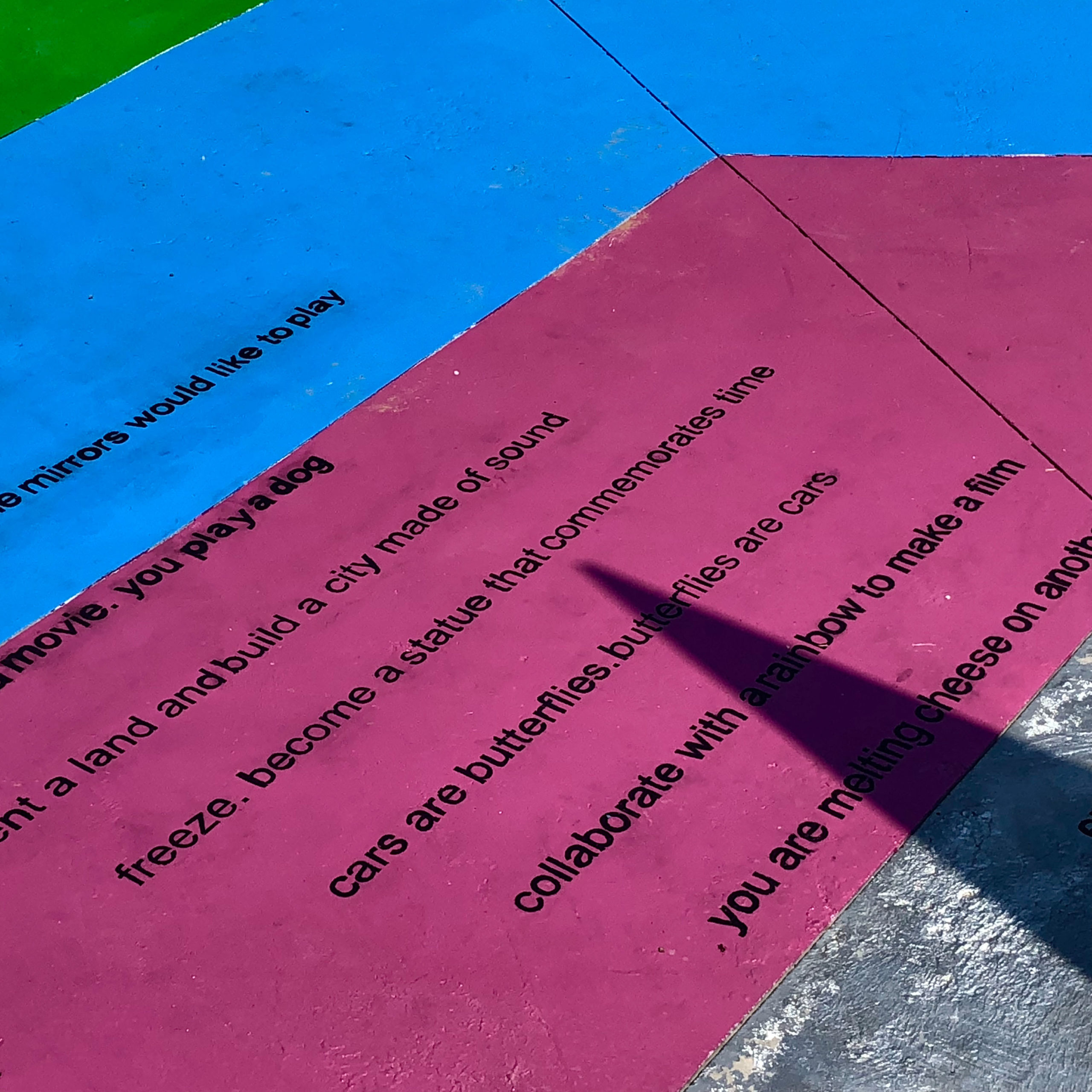 Eduardo Navarro: galactic playground (Fig. 3)