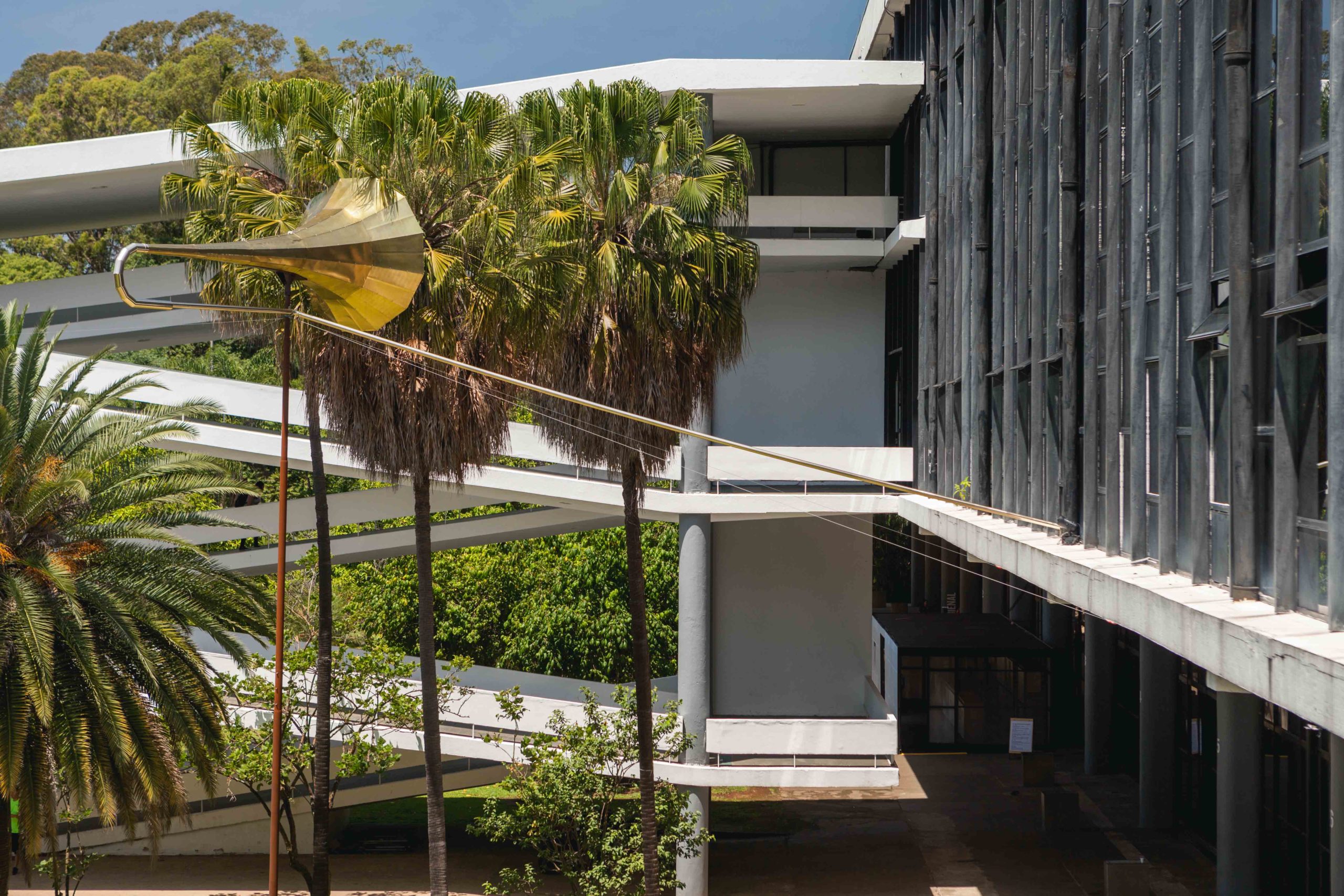 Eduardo Navarro: sound mirror (Fig. 2)